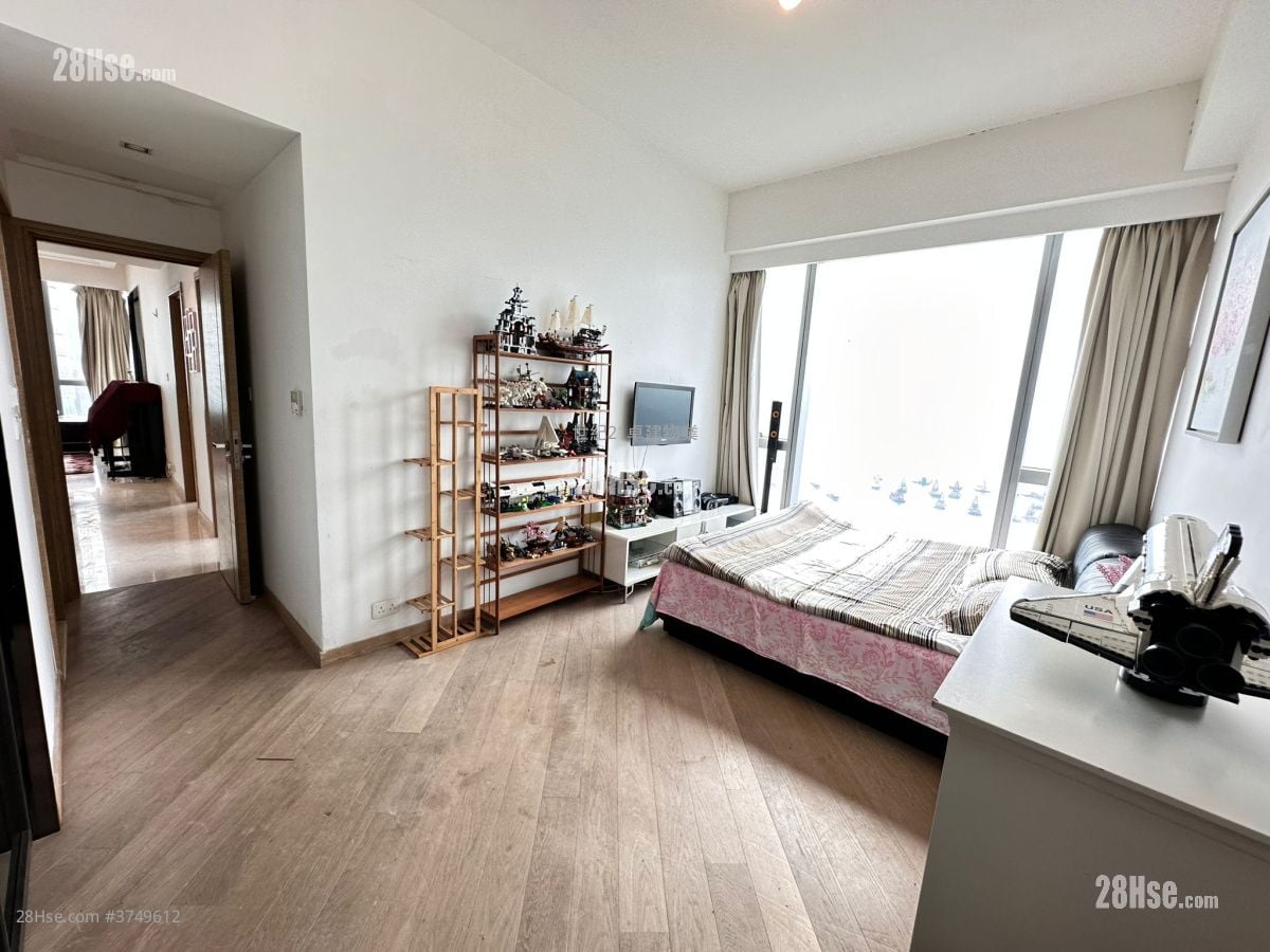 天玺 租盘 4 房 , 2 浴室 1,443 平方尺