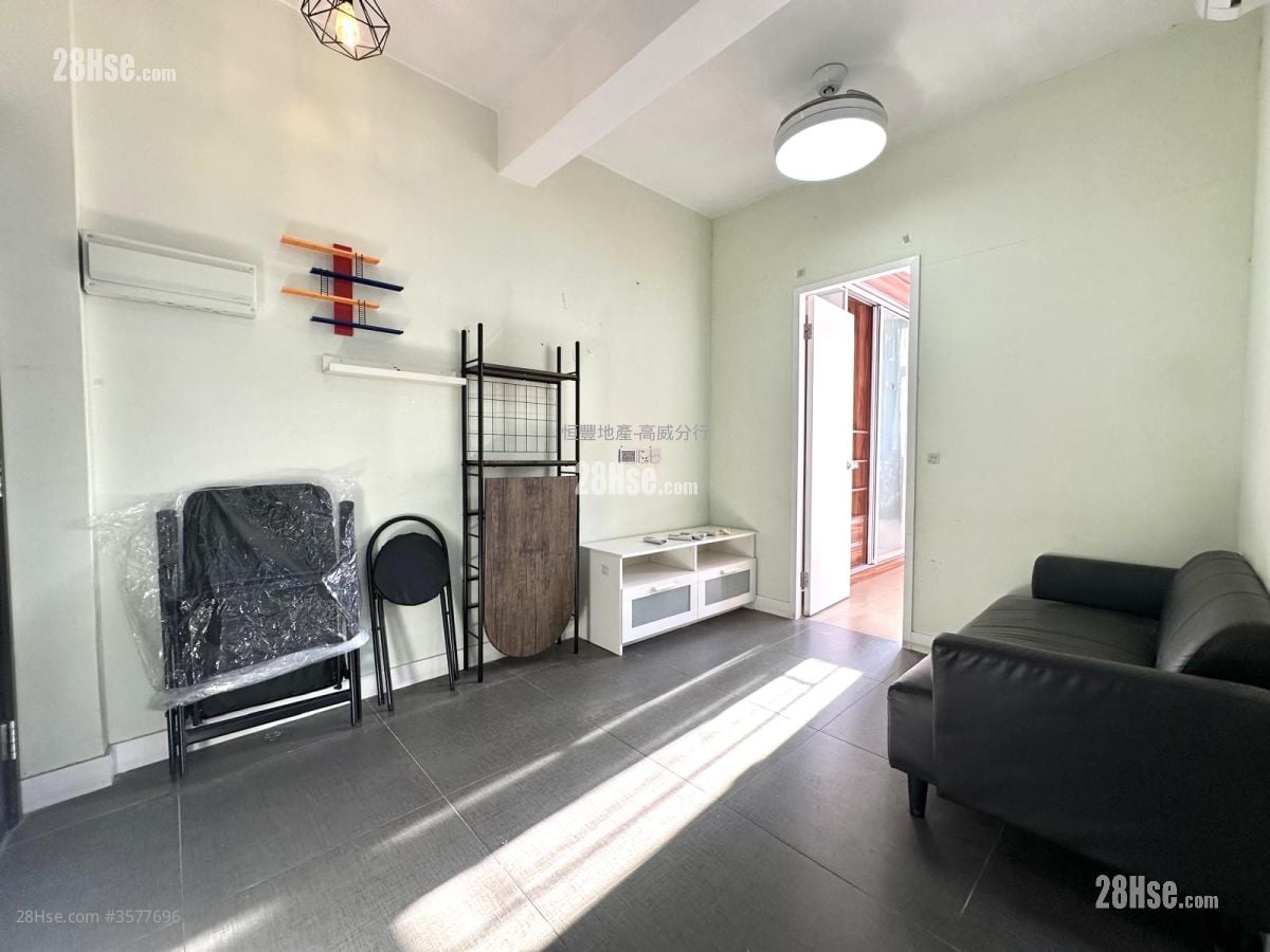 Kin Yip Building Sell 1 Bedroom , 1 Bathroom 257 ft²