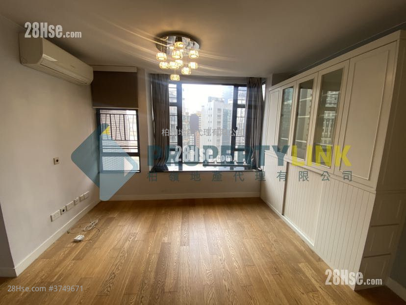 荷李活華庭 售盤 2 房 , 1 浴室 615 平方呎