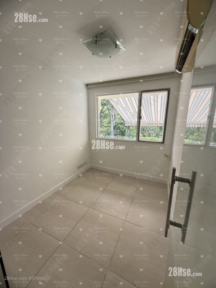 錦繡花園 售盤 3 房 , 2 浴室 1,035 平方呎