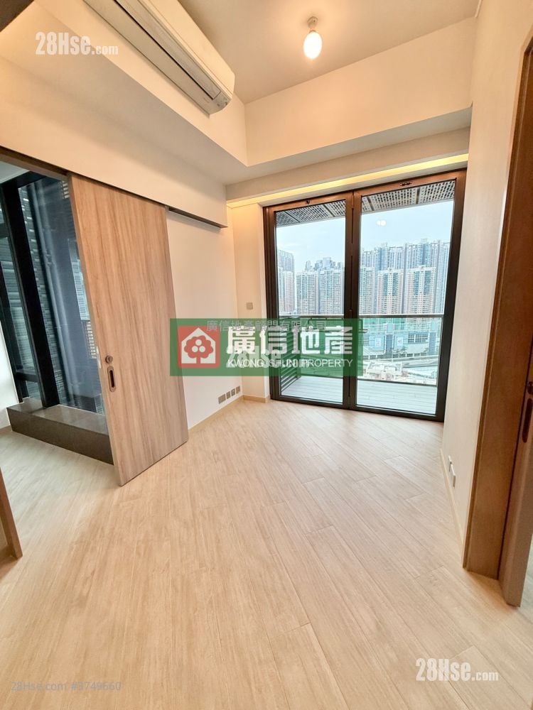 利奧坊首隅 租盤 2 房 , 1 浴室 322 平方呎