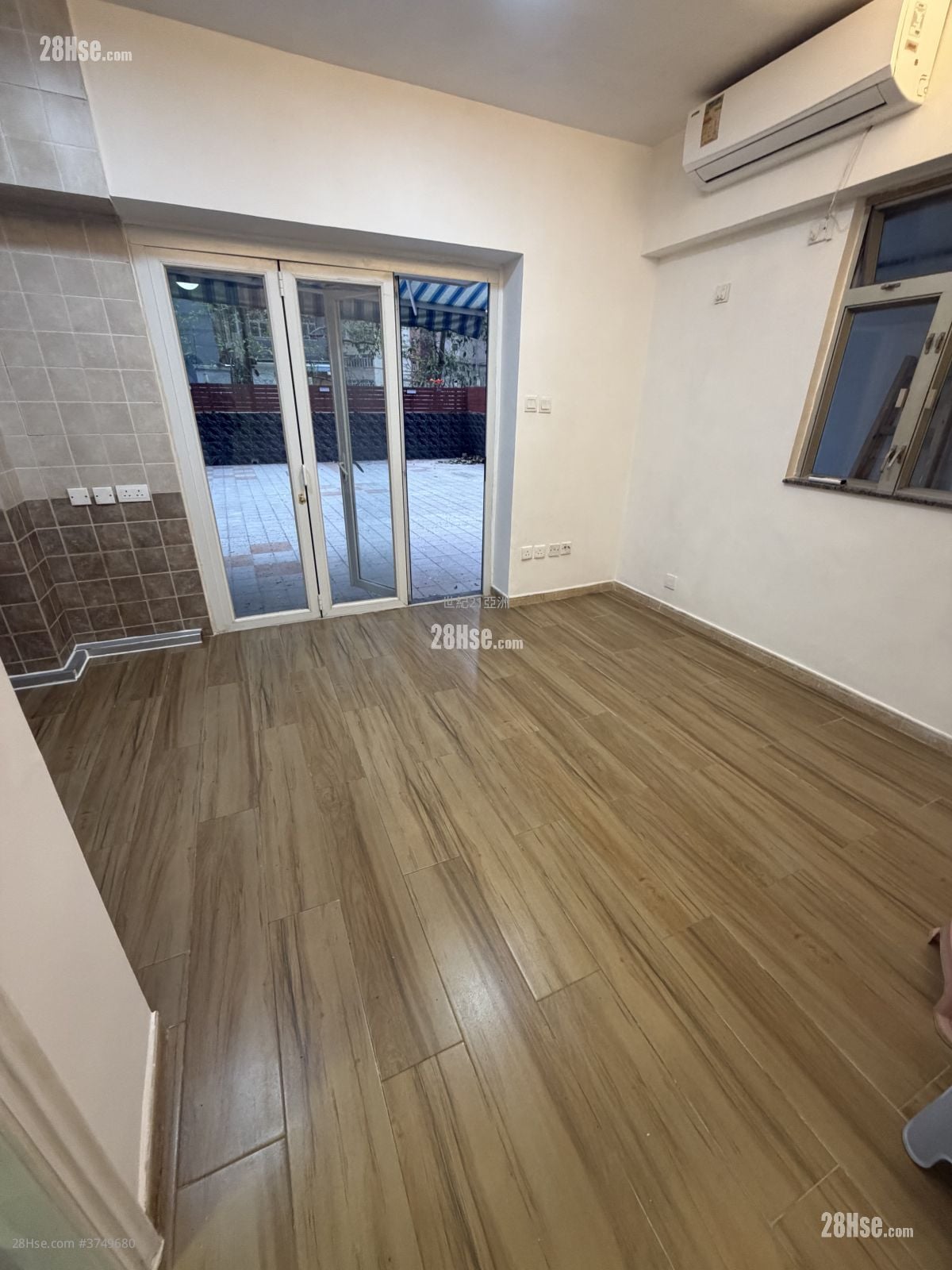 New Spring Garden Mansion Sell 1 Bedroom , 1 Bathroom 297 ft²