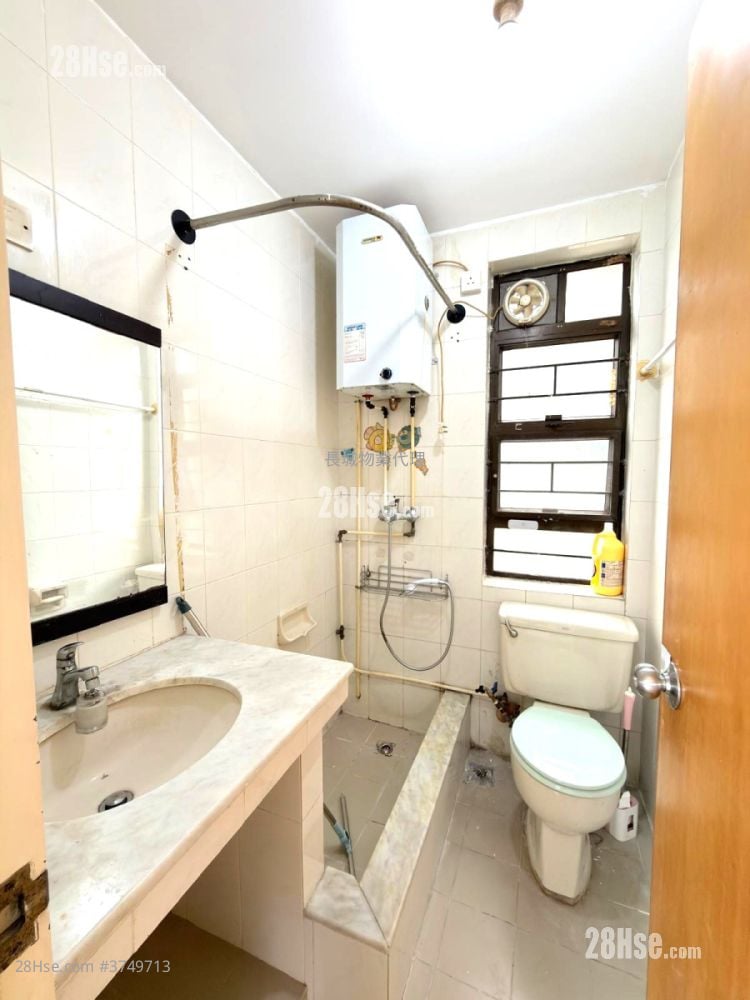 大埔村屋 售盘 3 房 , 2 浴室