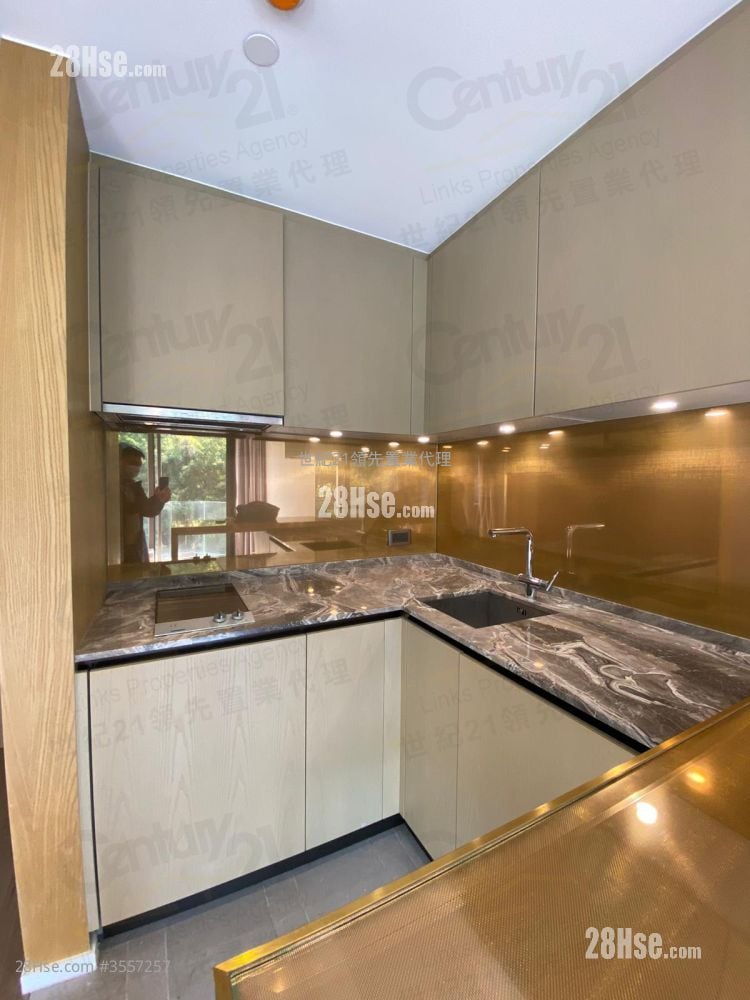 何文田山畔 售盘 1 房 , 1 浴室 369 平方尺