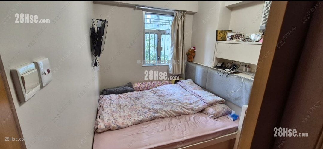 On Ning Garden Sell 3 Bedrooms , 1 Bathroom 538 ft²