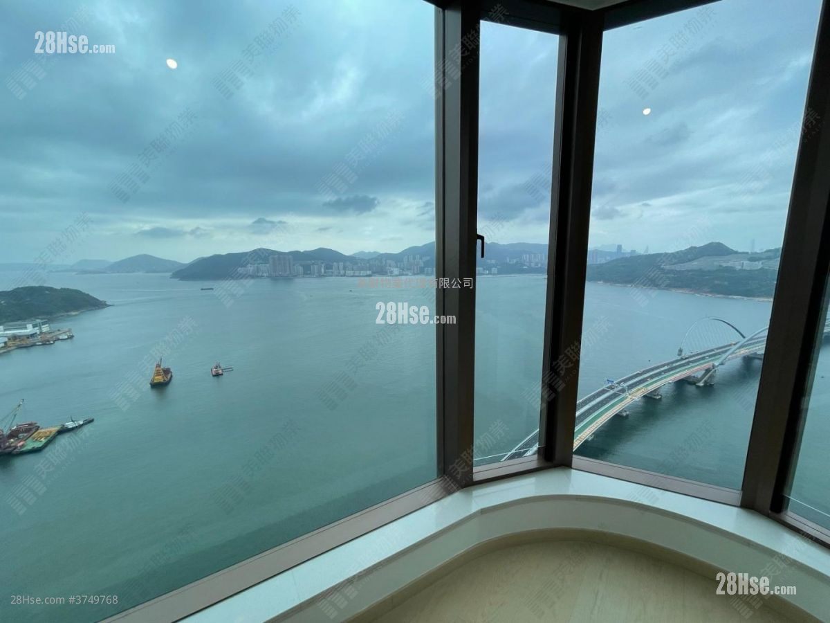 LP10 售盘 4 房 , 3 浴室 1,204 平方尺