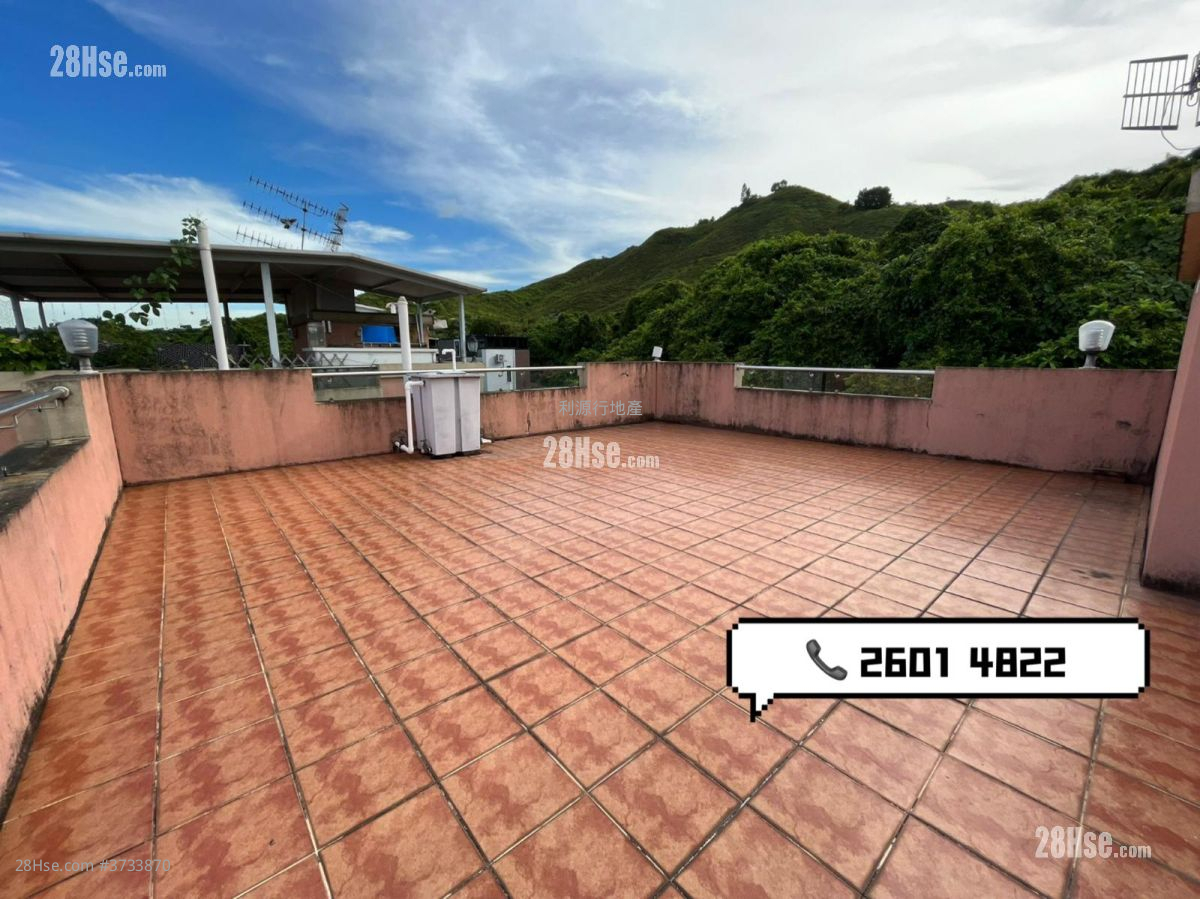 村屋 租盤 3 房 , 1 浴室 700 平方呎