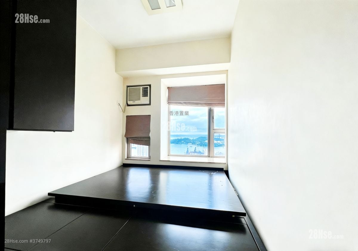 君匯港 售盤 2 房 , 1 浴室 477 平方呎