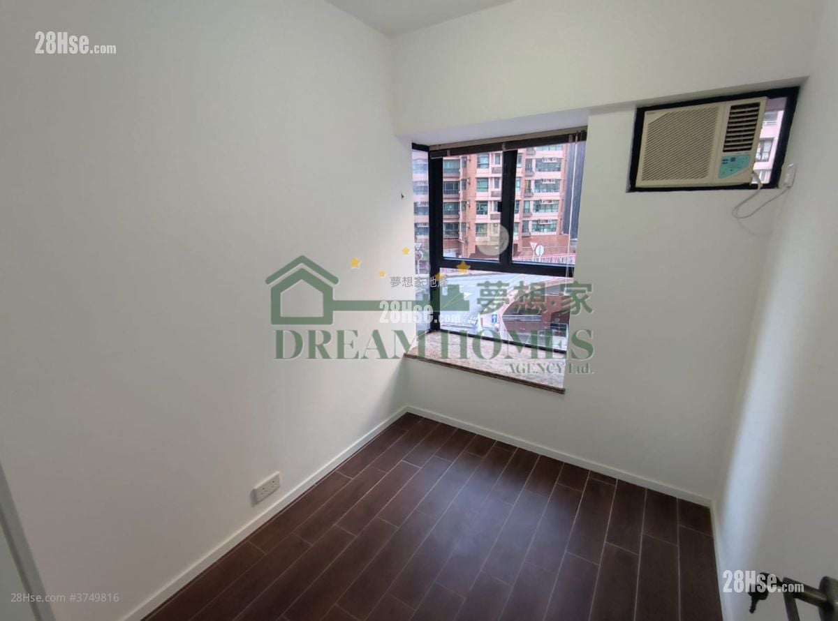 Primrose Court Sell 3 Bedrooms , 2 Bathrooms 659 ft²