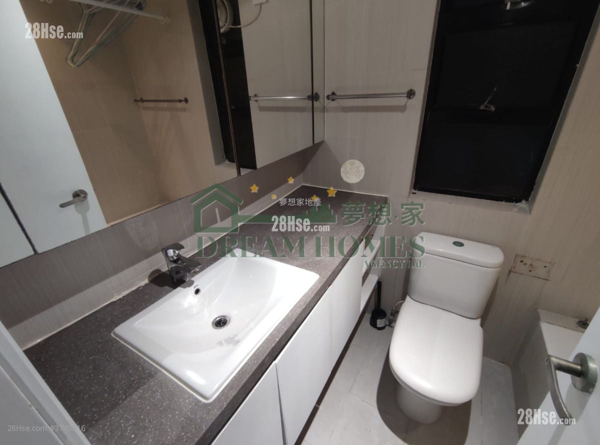 Primrose Court Sell 3 Bedrooms , 2 Bathrooms 659 ft²