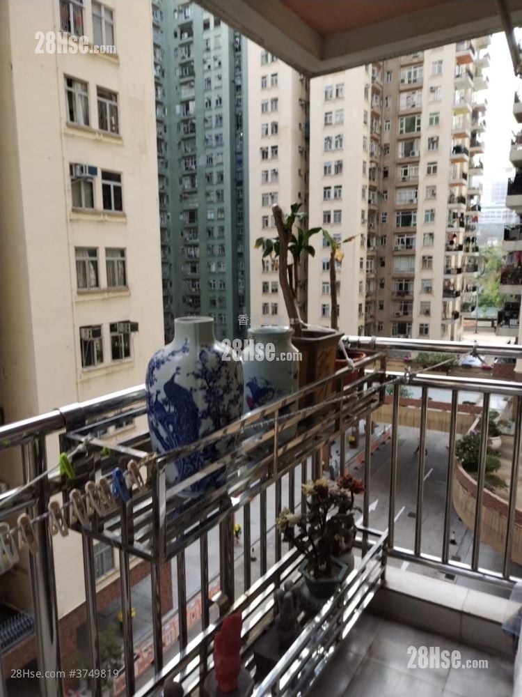 美孚新邨 售盘 3 房 716 平方尺