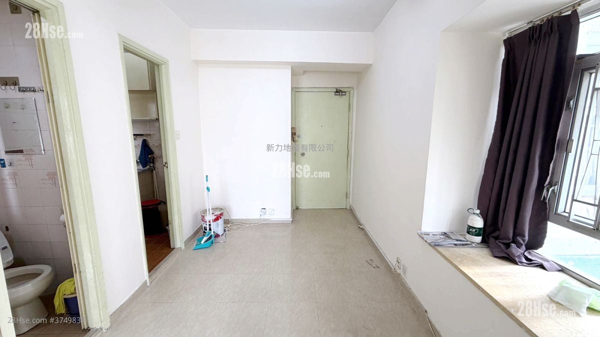 河畔花园 租盘 2 房 , 1 浴室 269 平方尺