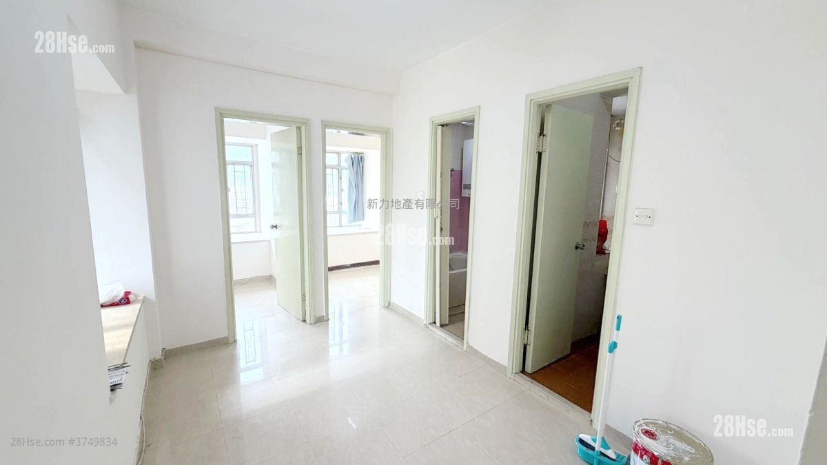 河畔花园 租盘 2 房 , 1 浴室 269 平方尺