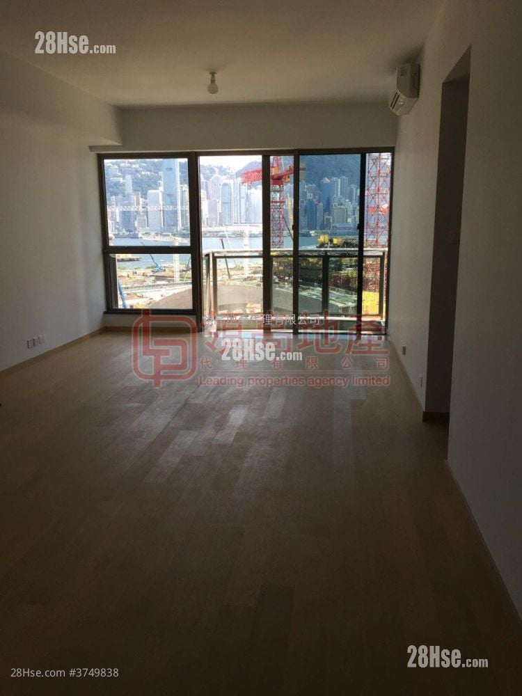 The Austin 售盘 4 房 , 3 浴室 1,358 平方尺