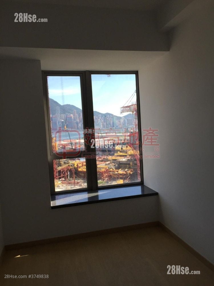 The Austin 售盘 4 房 , 3 浴室 1,358 平方尺