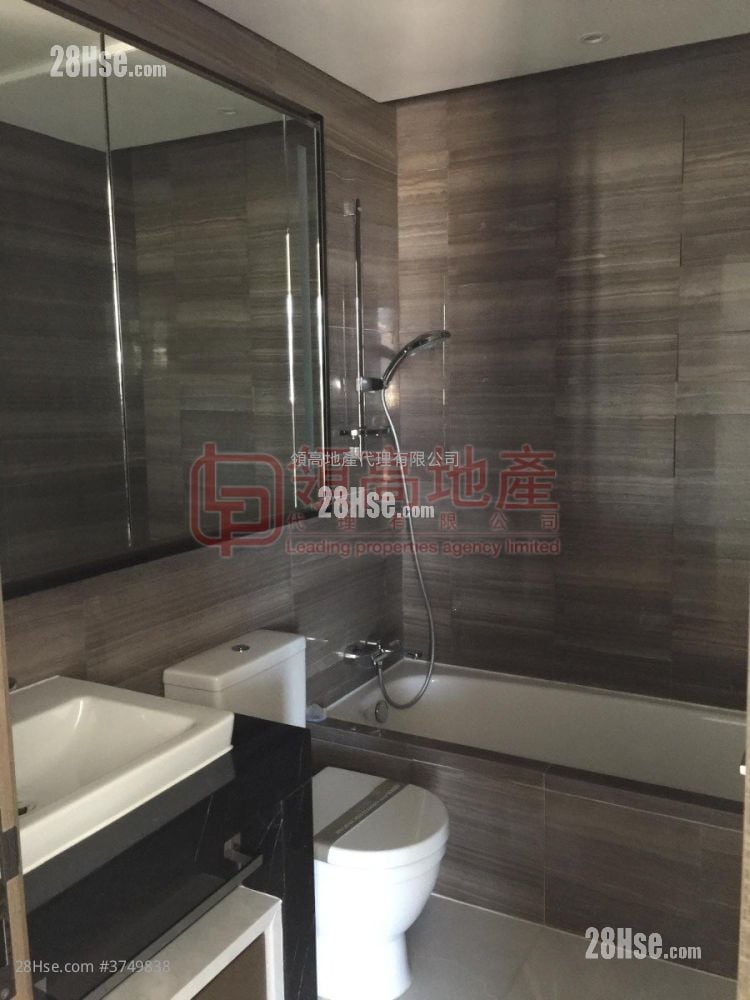 The Austin 售盘 4 房 , 3 浴室 1,358 平方尺