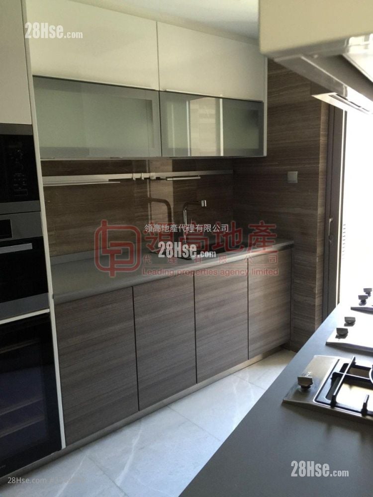 The Austin 售盘 4 房 , 3 浴室 1,358 平方尺