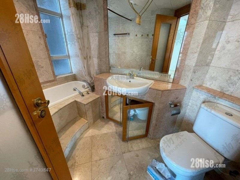 海逸豪园 售盘 3 房 1,115 平方尺