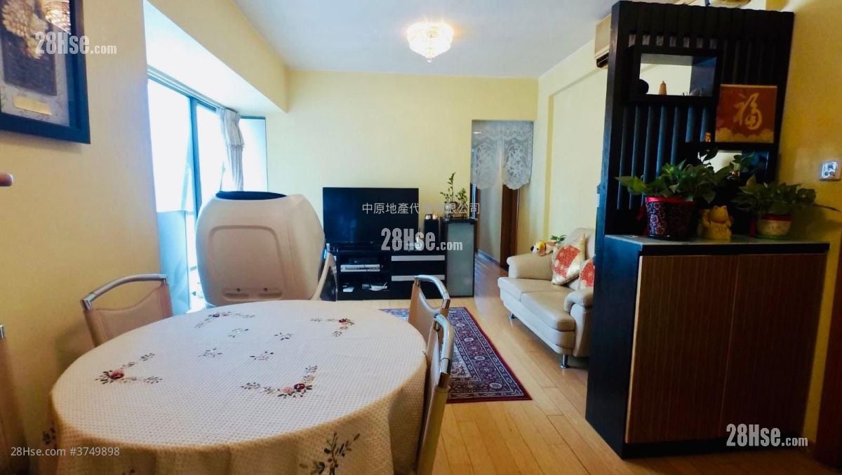 Island Resort Sell 3 Bedrooms 591 ft²