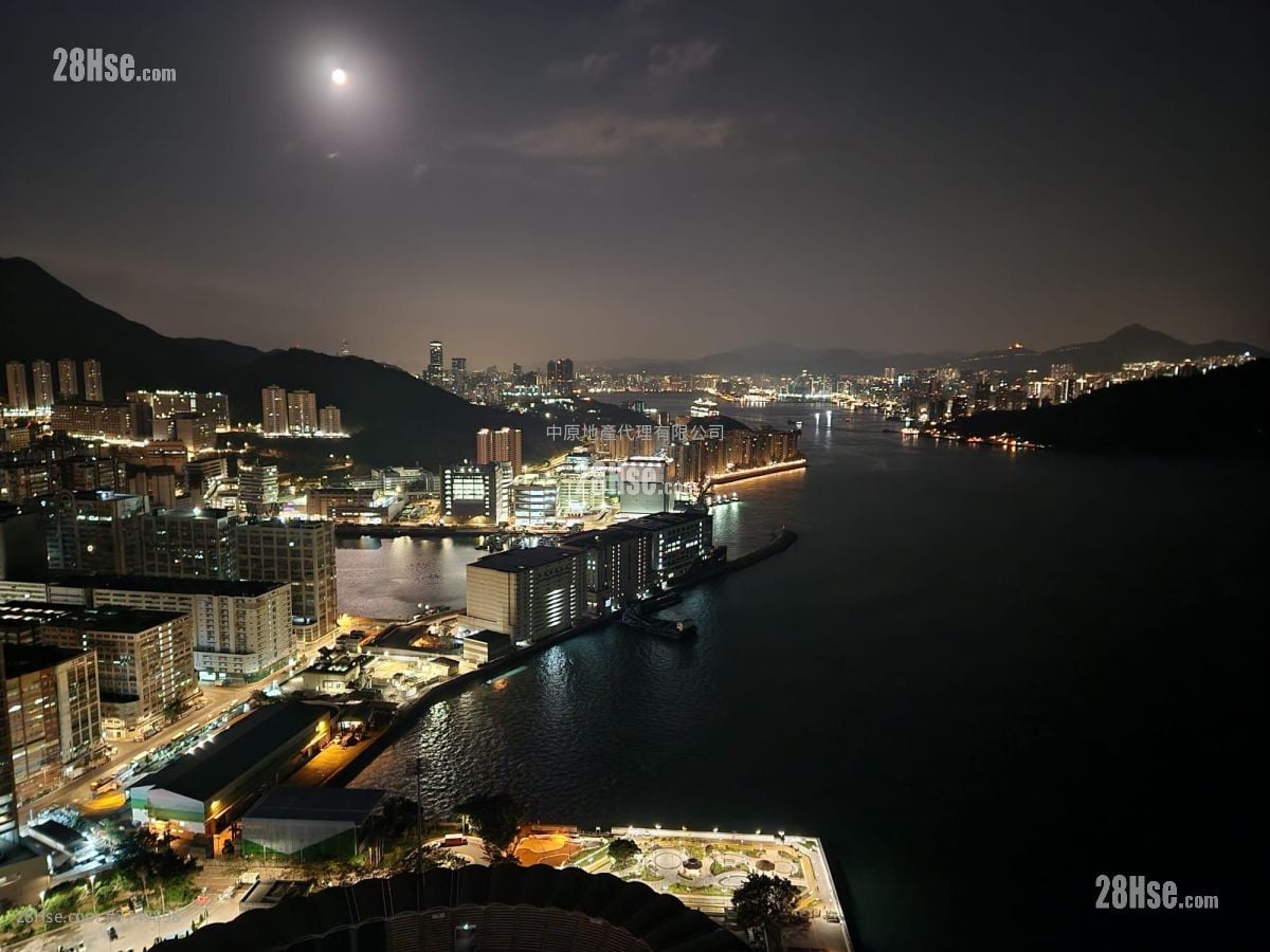 Island Resort Sell 3 Bedrooms 591 ft²