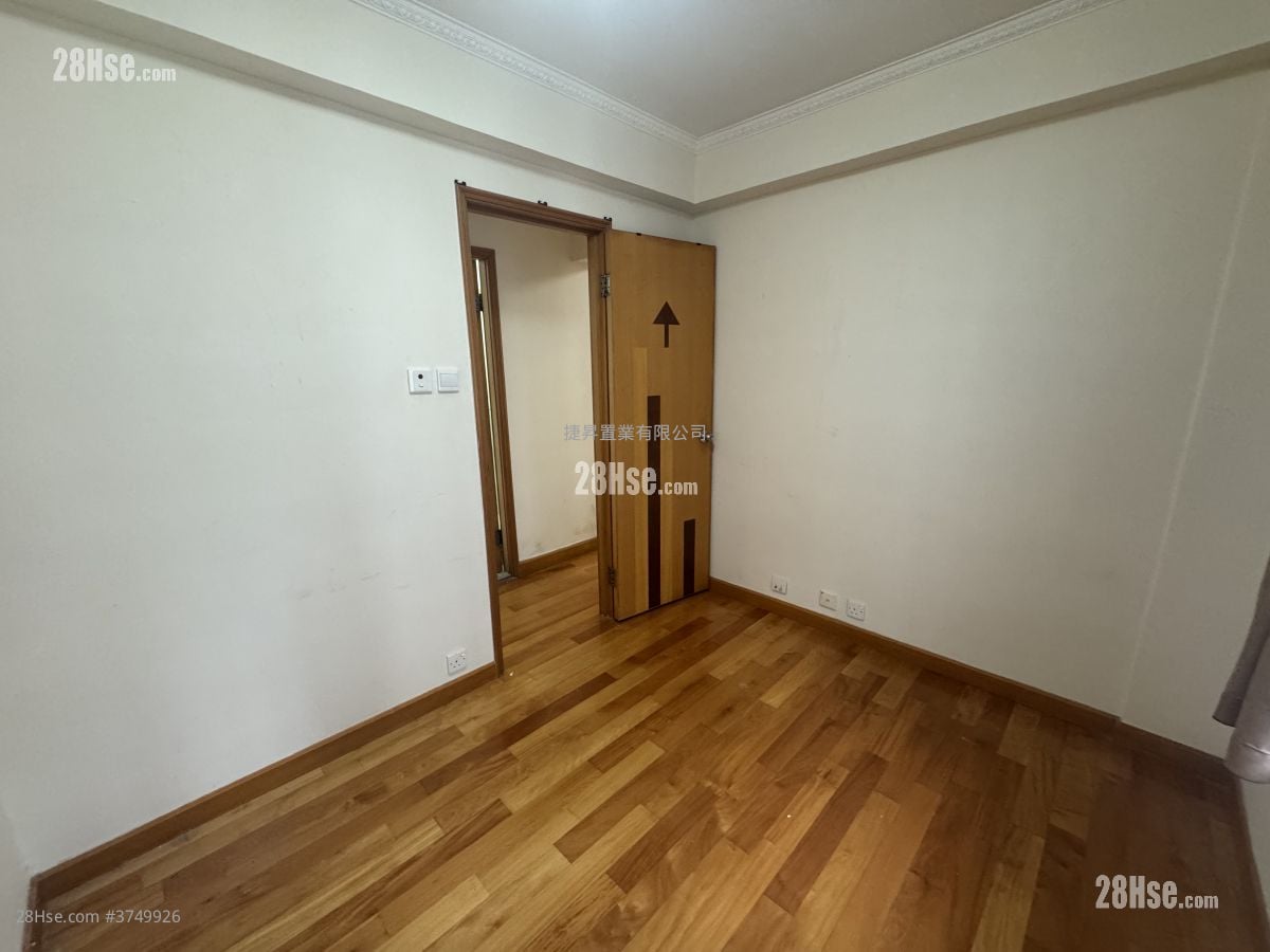 紅磡灣中心 售盤 2 房 , 1 浴室 411 平方呎