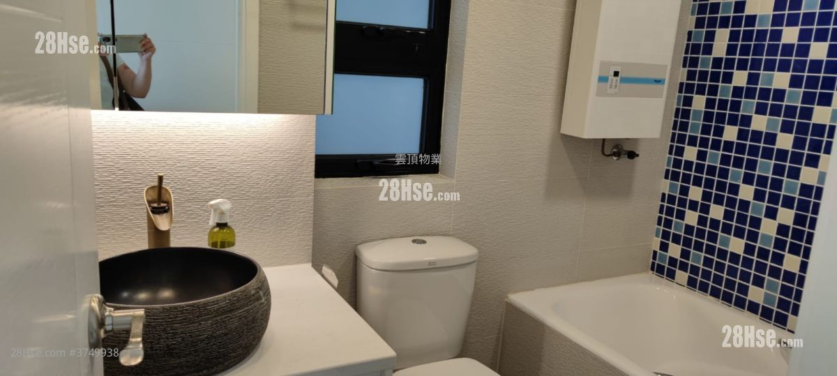 頤峰 租盤 3 房 , 2 浴室 745 平方呎