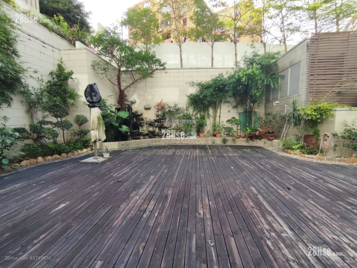 Meridian Hill Sell 4 Bedrooms , 3 Bathrooms 1,593 ft²