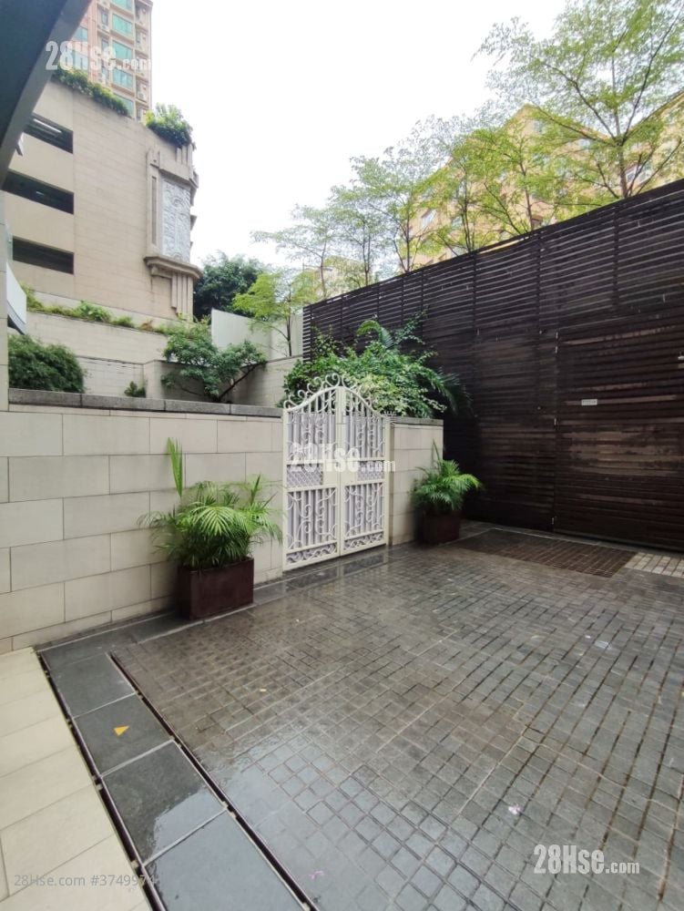 Meridian Hill Sell 4 Bedrooms , 3 Bathrooms 1,593 ft²