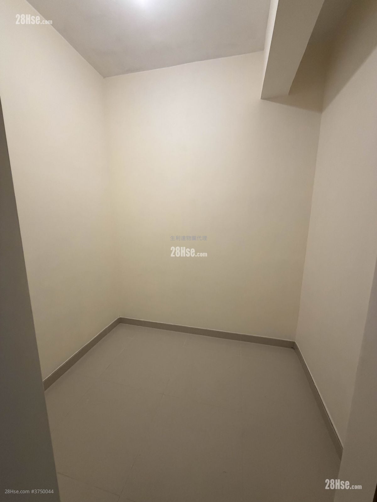 港图湾 售盘 3 房 , 1 浴室 603 平方尺