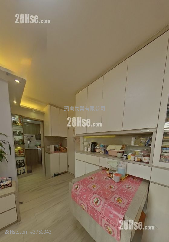 凯乐苑 售盘 4 房 , 1 浴室 477 平方尺