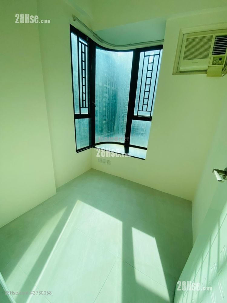 海华丽轩 售盘 2 房 , 1 浴室 327 平方尺