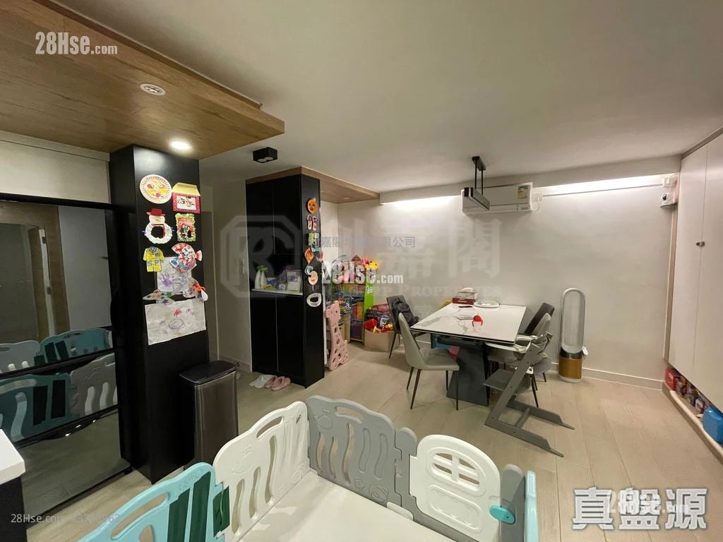 美孚新邨 售盤 3 房 , 2 浴室 926 平方呎