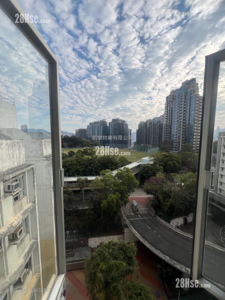 冠暉苑 售盤 2 房 , 1 浴室 418 平方呎