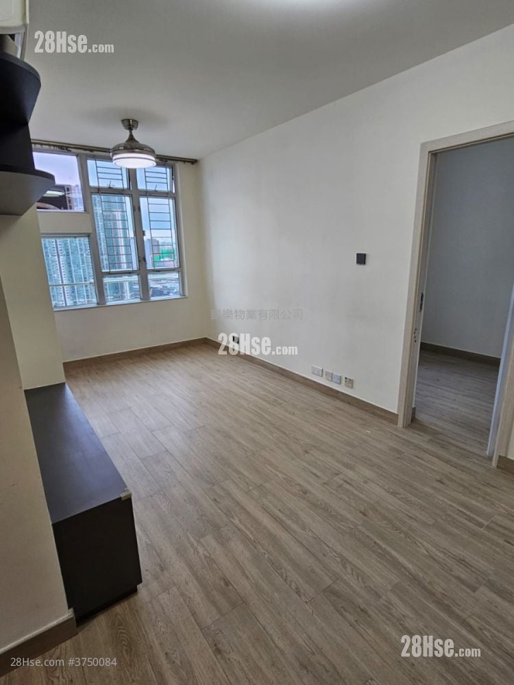 Lai Tsui Court Sell 2 Bedrooms , 1 Bathroom 452 ft²