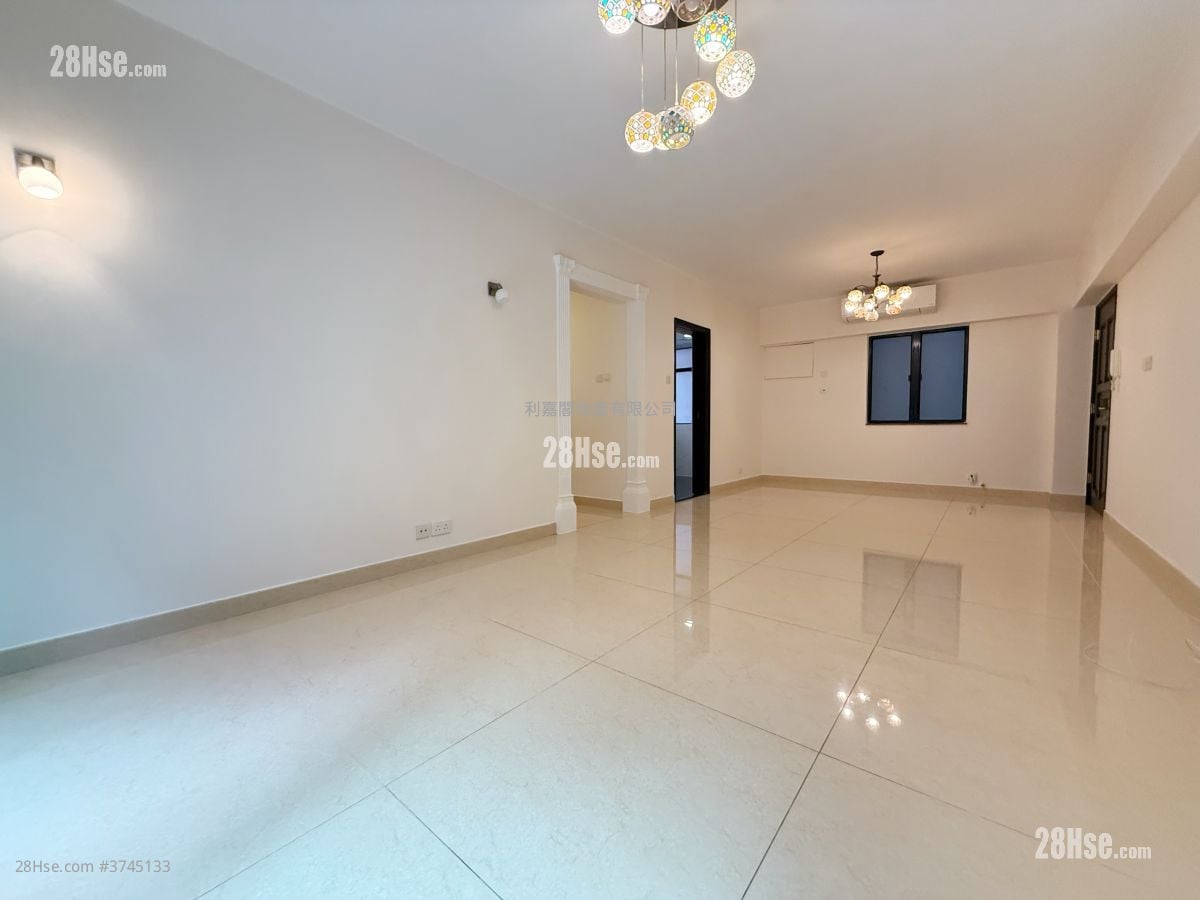 Savanna Garden Sell 3 Bedrooms , 2 Bathrooms 959 ft²