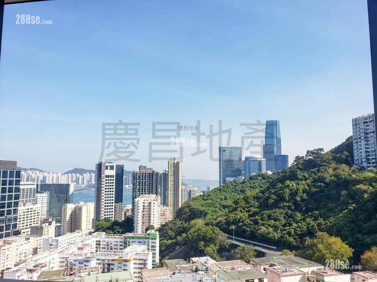 Fleur Pavilia Rental 4 Bedrooms , 3 Bathrooms 1,024 ft²