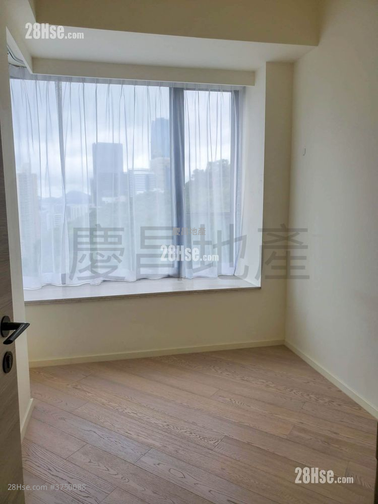 Fleur Pavilia Rental 4 Bedrooms , 3 Bathrooms 1,024 ft²