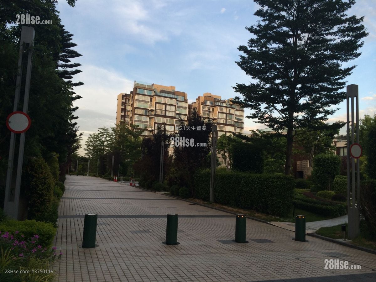 Avignon Sell 2 Bedrooms , 1 Bathroom 554 ft²