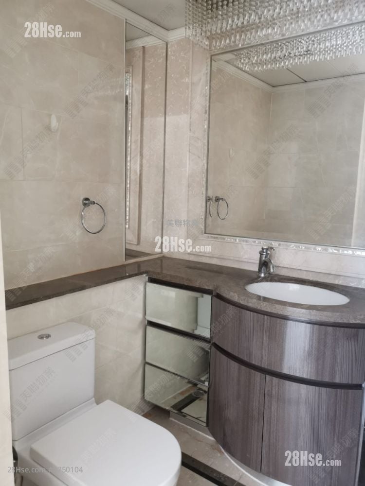 領峰 售盤 4 房 , 2 浴室 987 平方呎