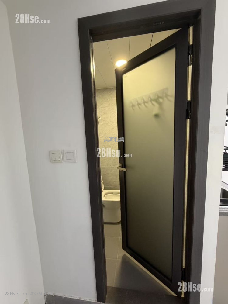 新興大廈 租盤 1 浴室 150 平方呎