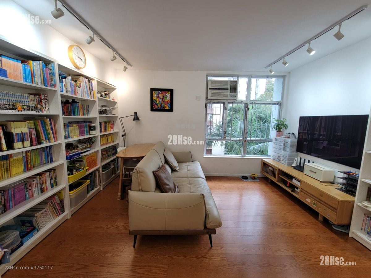 太古城 售盘 3 房 , 1 浴室 664 平方尺