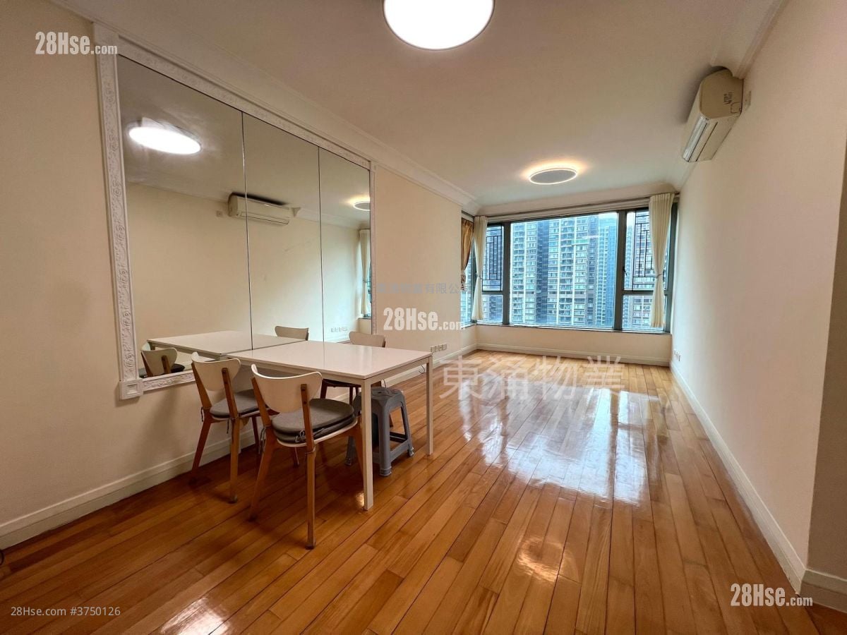 映湾园 售盘 3 房 , 2 浴室 710 平方尺