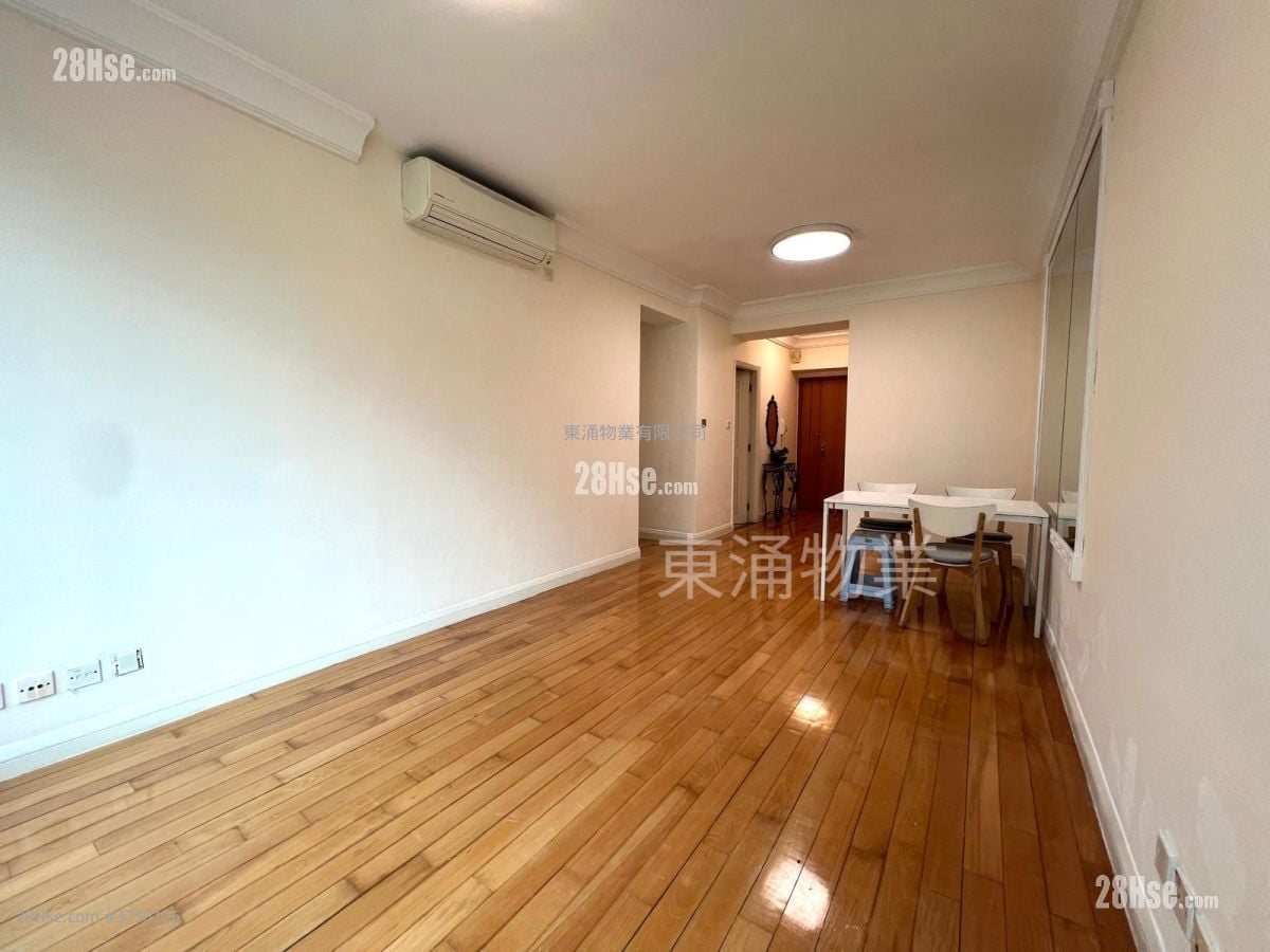 映湾园 售盘 3 房 , 2 浴室 710 平方尺