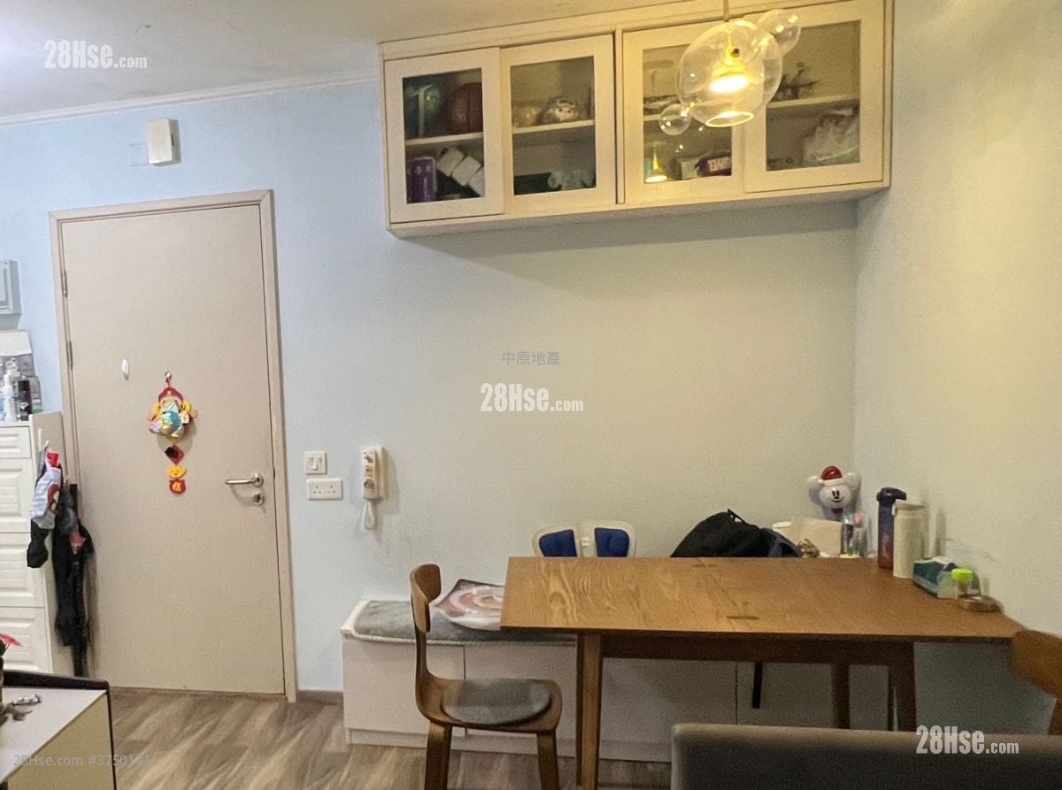 Ping Yan Court Sell 2 Bedrooms 380 ft²