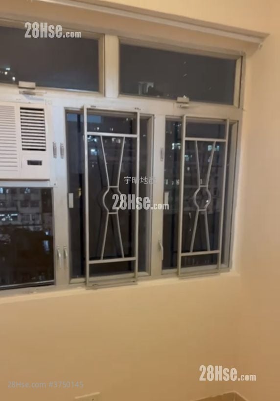 东成大厦(鸭) 售盘 2 房 , 1 浴室 248 平方尺