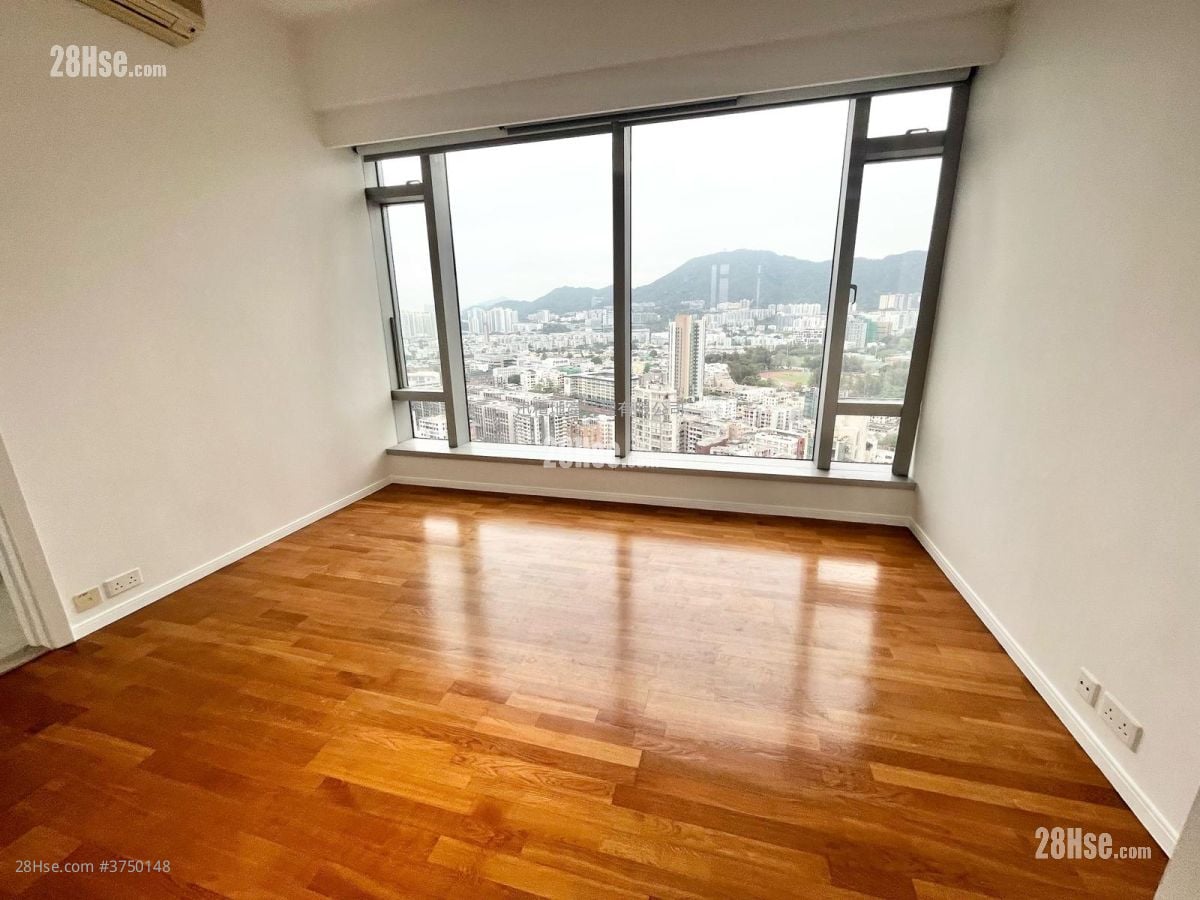 Forfar Rental 4 Bedrooms , 3 Bathrooms 1,879 ft²