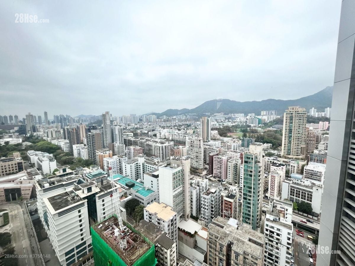 Forfar Rental 4 Bedrooms , 3 Bathrooms 1,879 ft²