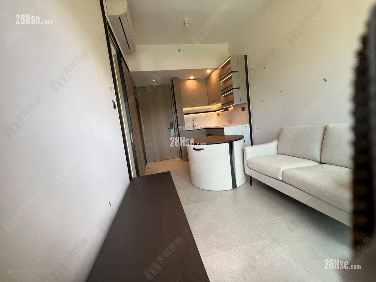 Silicon Hill Sell 1 Bedroom , 1 Bathroom 297 ft²