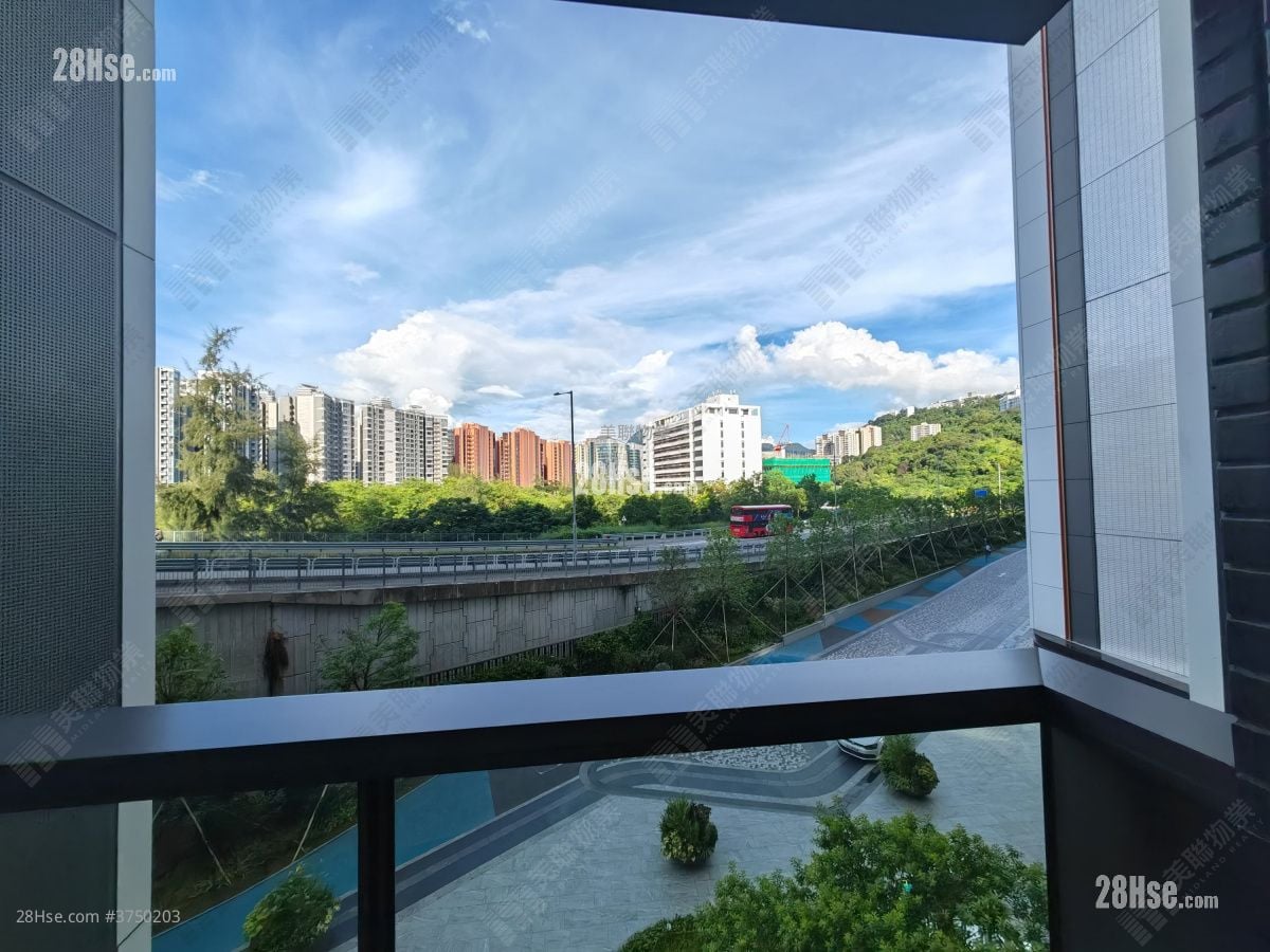 Silicon Hill Sell 1 Bedroom , 1 Bathroom 297 ft²