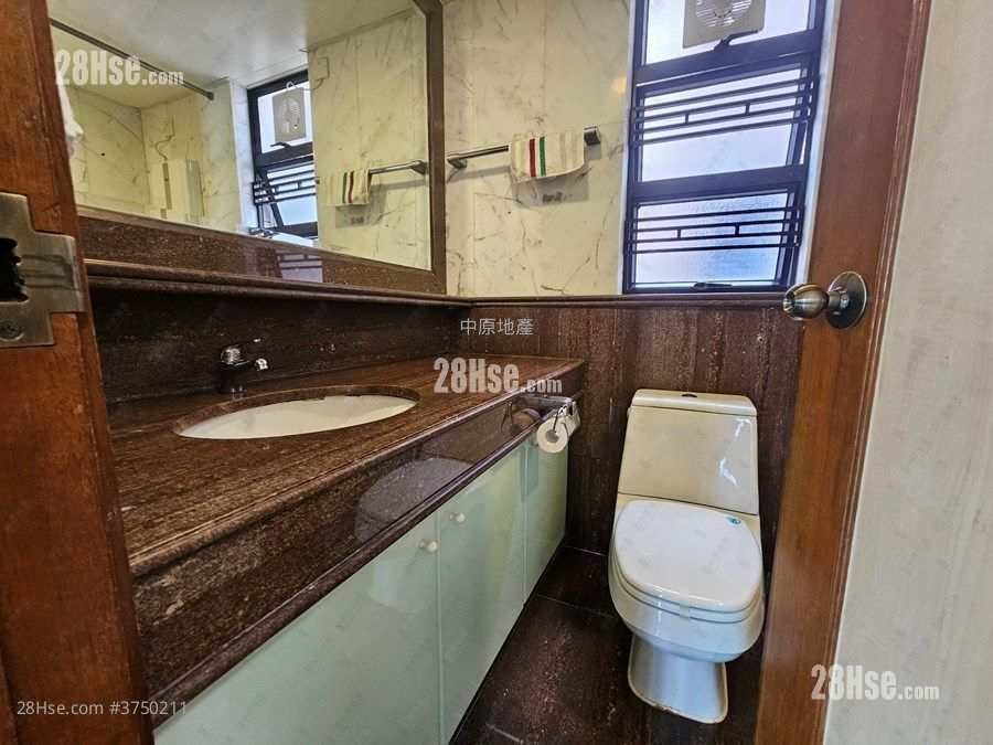 曉翠山莊 租盤 3 房 , 2 浴室 1,066 平方呎